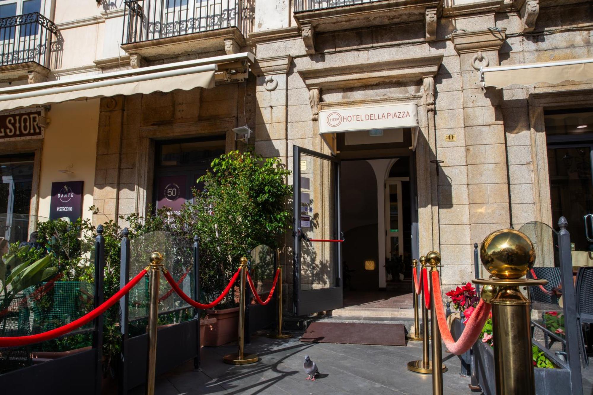 Hotel Della Piazza Pizzo  Exteriör bild